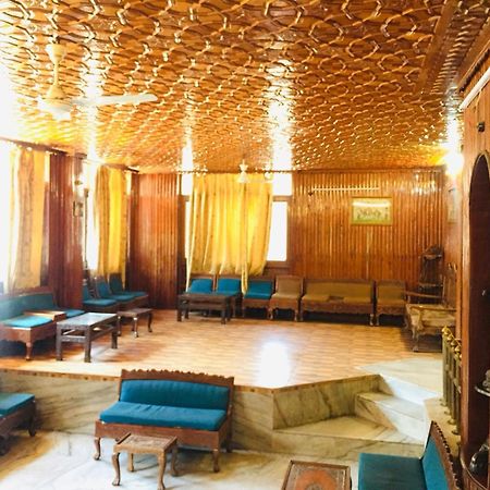 Kashmir Hill Town Hotell Srīnagar Eksteriør bilde