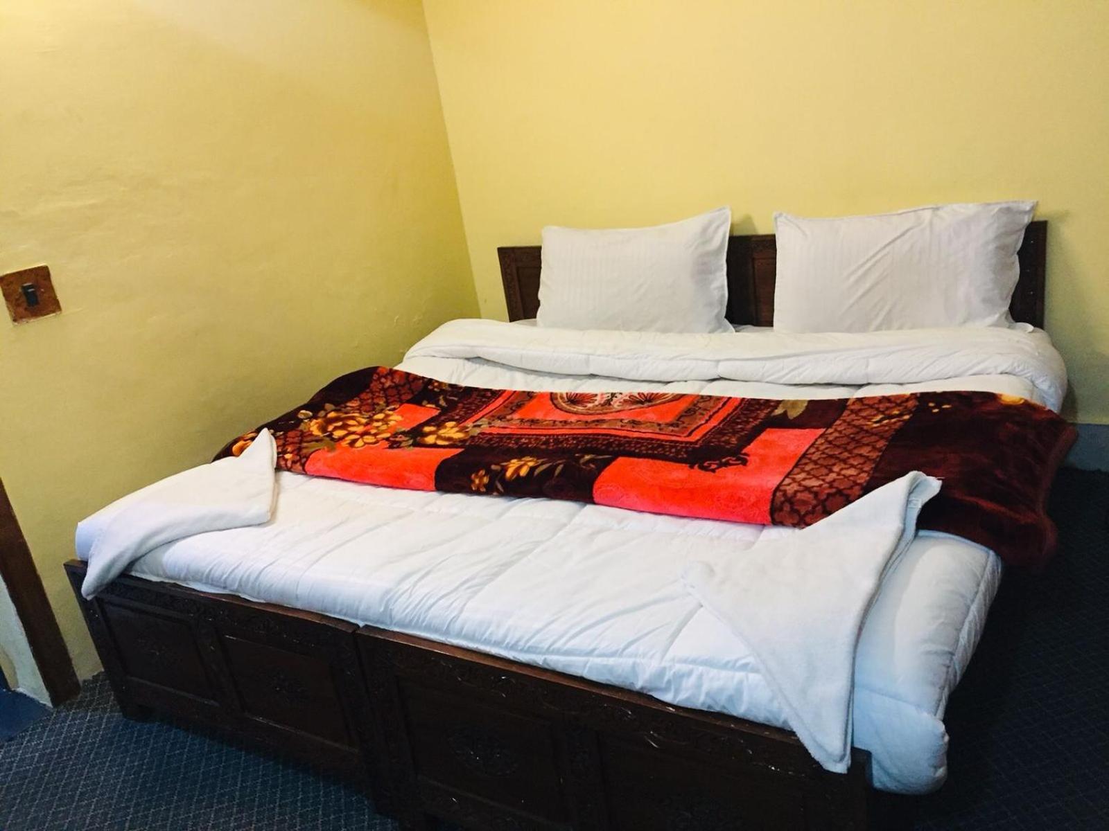 Kashmir Hill Town Hotell Srīnagar Eksteriør bilde