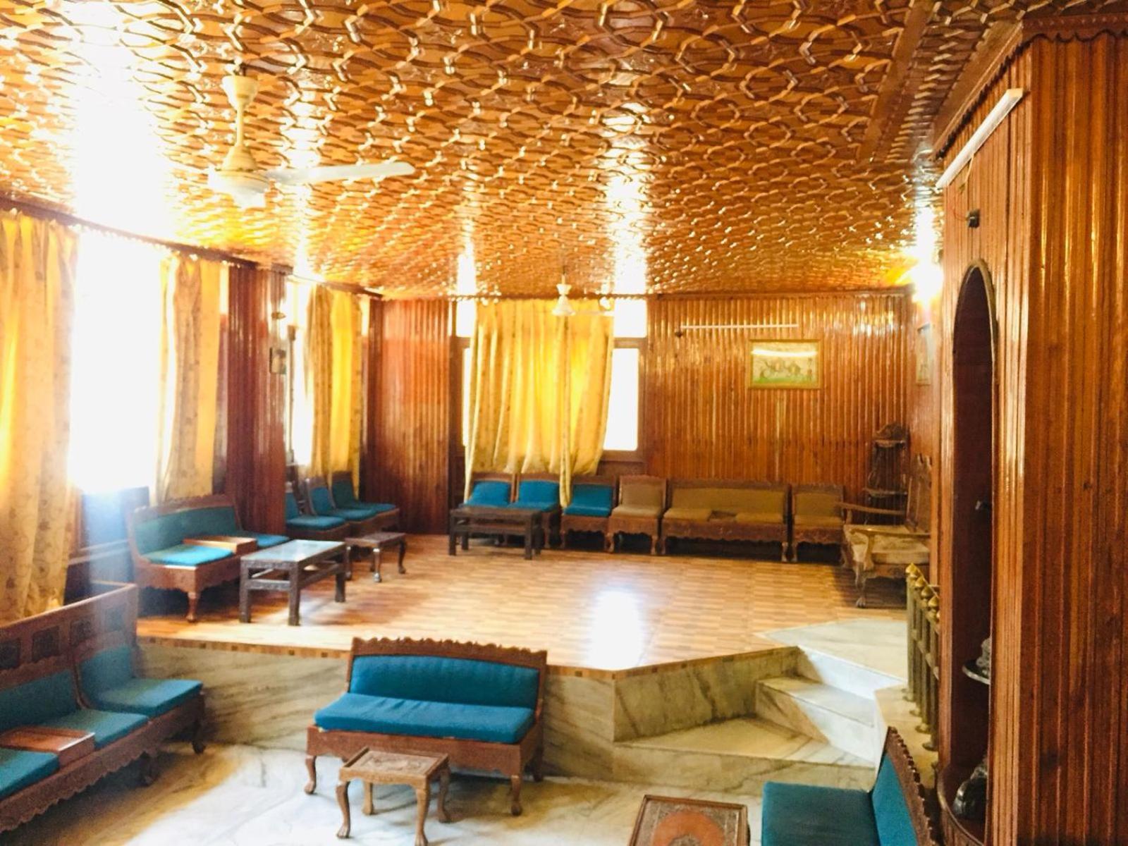 Kashmir Hill Town Hotell Srīnagar Eksteriør bilde