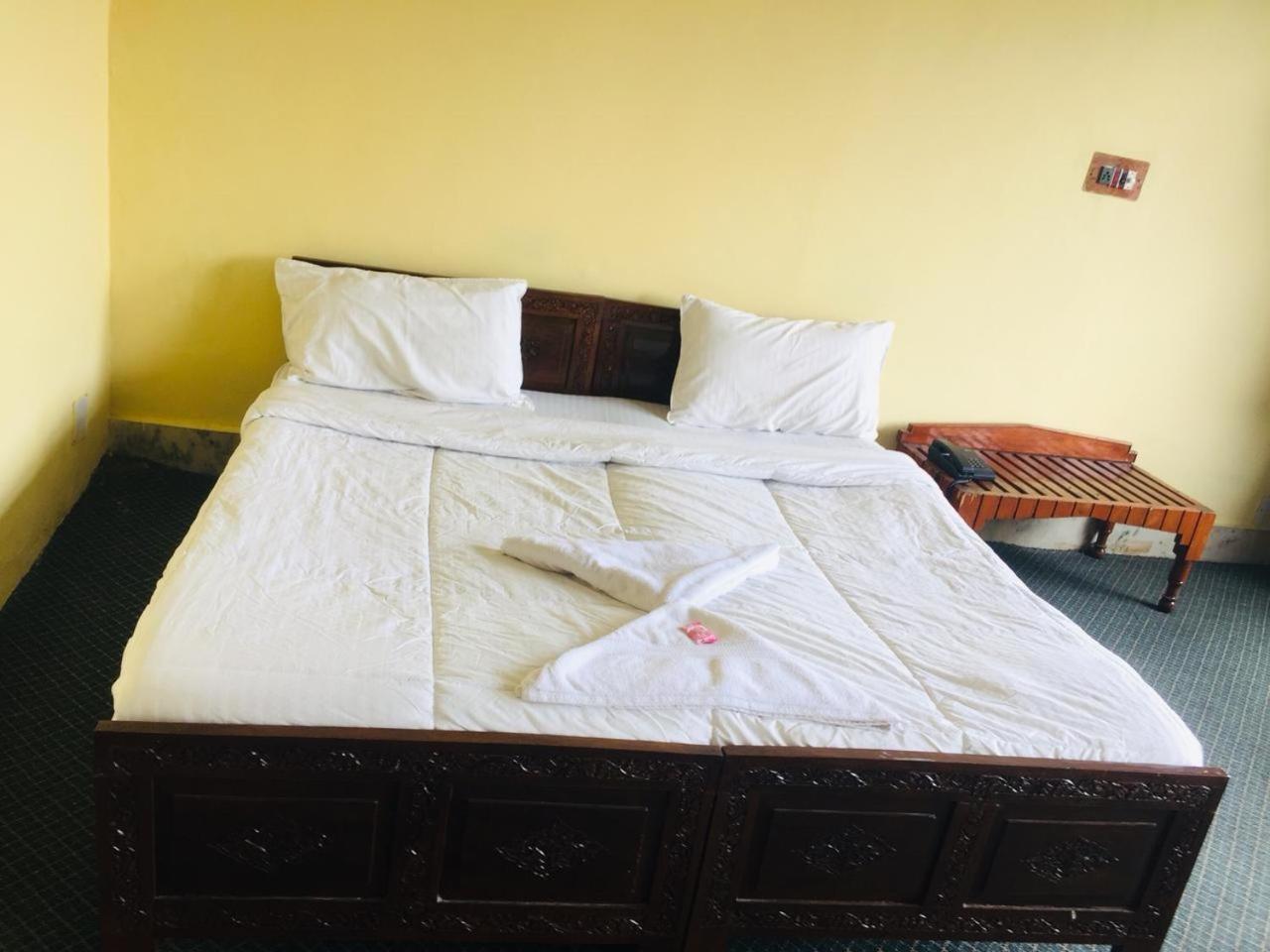 Kashmir Hill Town Hotell Srīnagar Eksteriør bilde