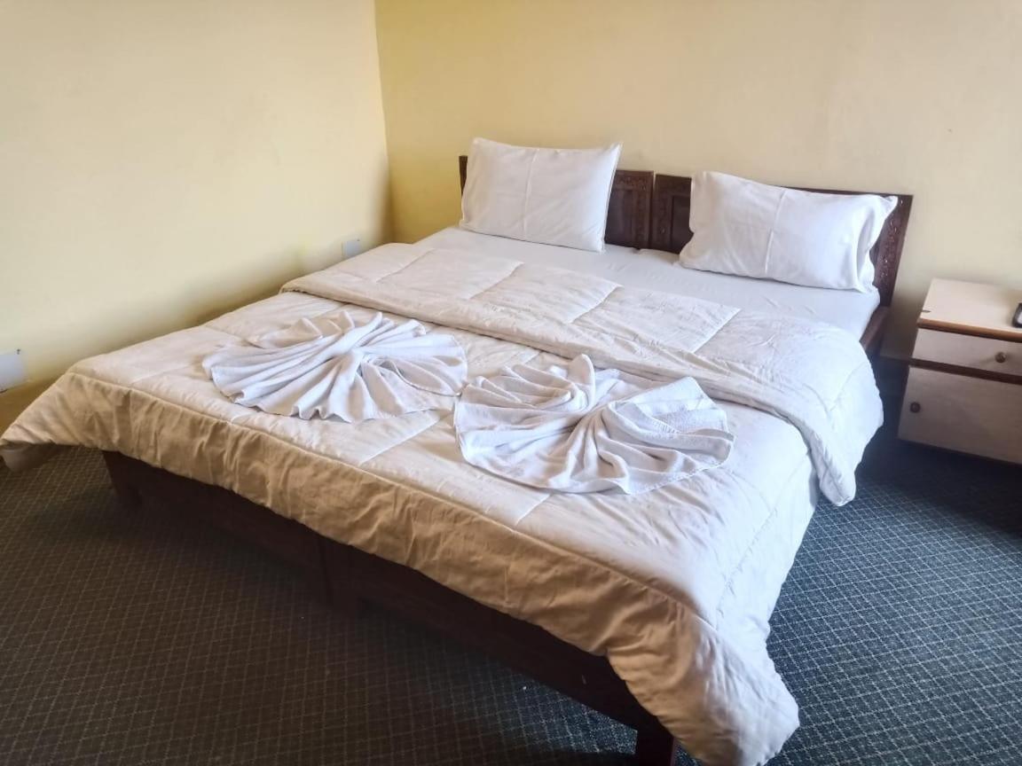 Kashmir Hill Town Hotell Srīnagar Eksteriør bilde