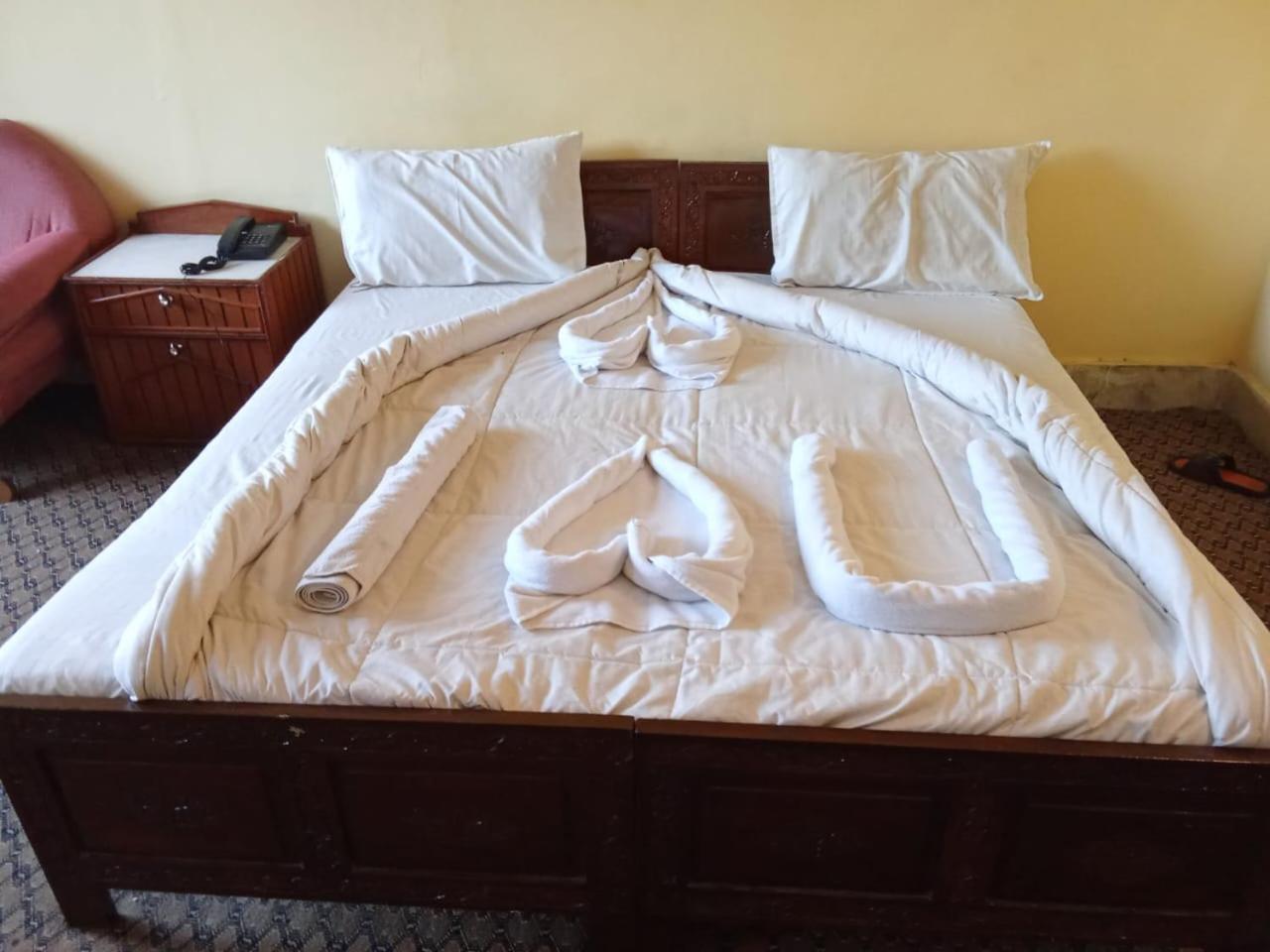 Kashmir Hill Town Hotell Srīnagar Eksteriør bilde